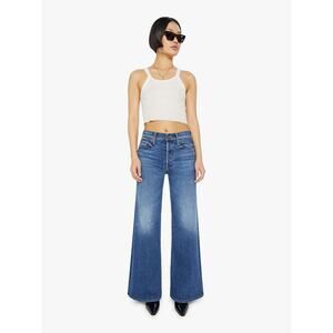 Mother Lil Tomcat Roller Sneak Jeans in Sixth Sense 24